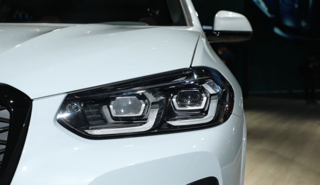 新车｜新款宝马X4正式上市，售45.59万元起，设计优化配置提升