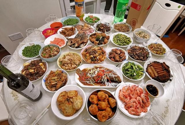 年夜饭几个菜最吉利，年夜饭一般做多少个菜呀图11