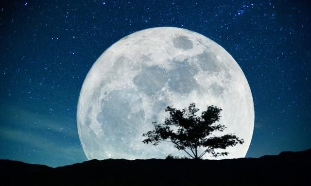 嫦娥奔月的传说与中秋祭月