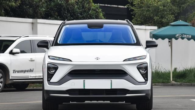 30来万买SUV，岚图、特斯拉、宝马、奥迪和奔驰，谁更值得选？