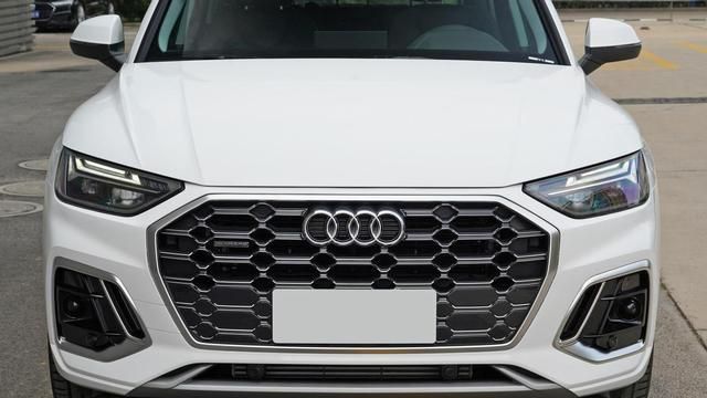 30来万买SUV，岚图、特斯拉、宝马、奥迪和奔驰，谁更值得选？