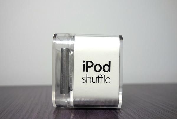 全新ipod shuffle 开箱图2