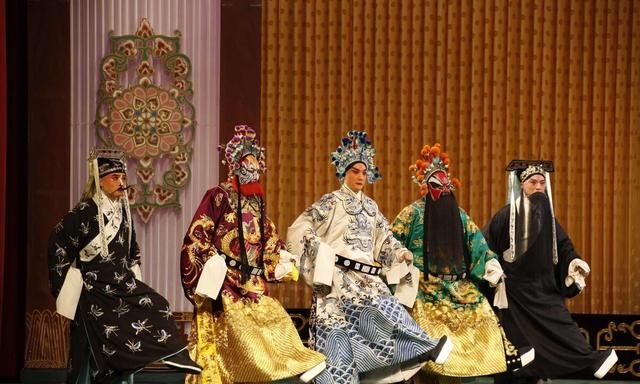 中国戏曲是世界三大古老戏剧之一，你知道戏曲是怎么起源的吗？