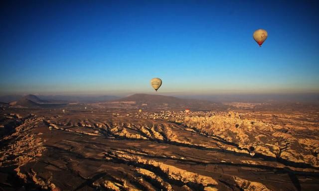 全球公认10个最值得旅游的地方，其中一个就在我国境内