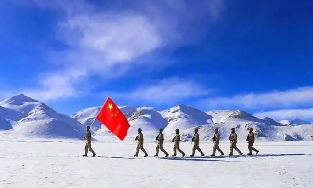 有子弟兵守护，每一天都是平安夜……