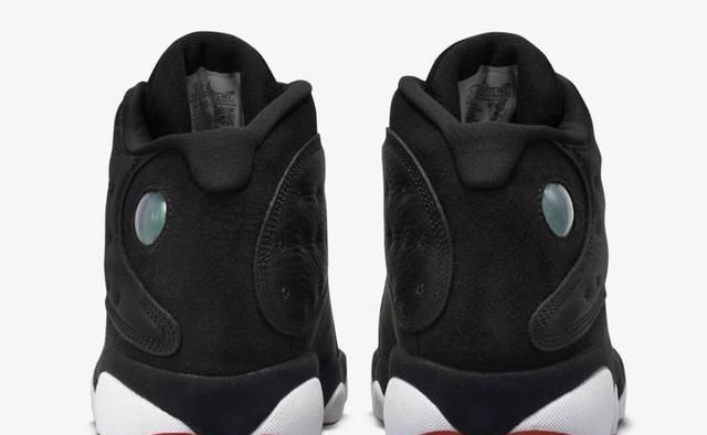 定档 2 月发售！苦等 12 年的「季后赛」AJ13！