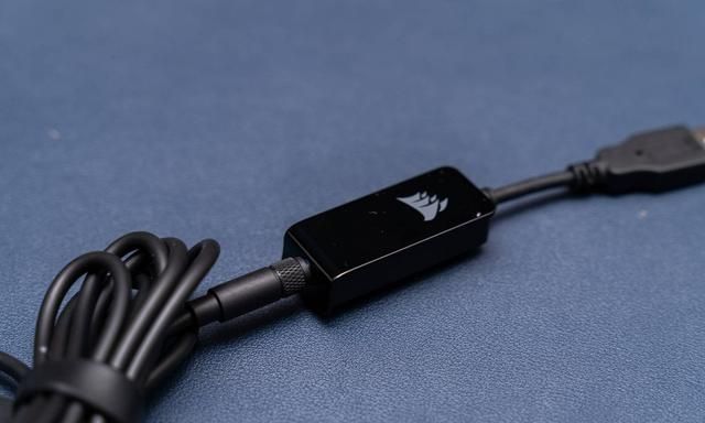 Surround技术加持，Corsair HS65 Surround重新定义你的音频