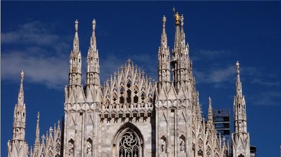 哥特式建筑的代表作品有哪些(圣德尼教堂是哥特式建筑风格吗)图2