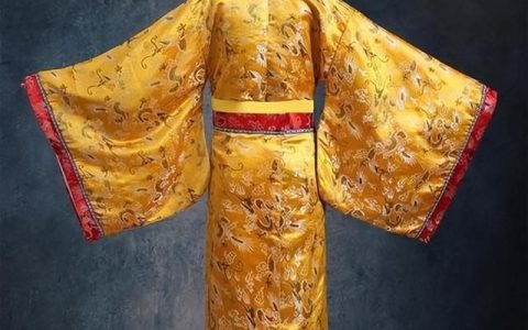 中国古代君臣服饰的颜色有哪些,古代平民服饰的颜色
