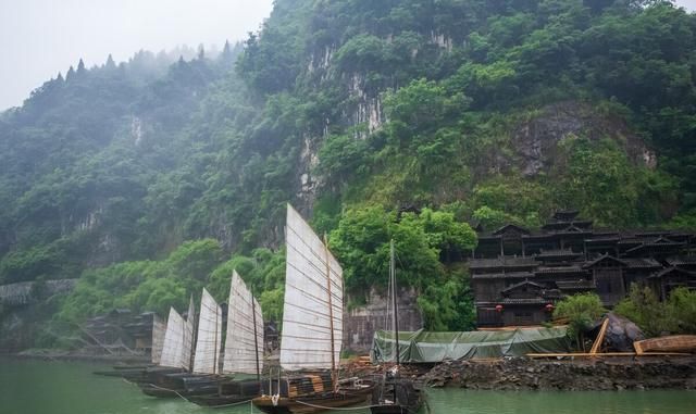 长江三峡旅游详细攻略，怎么游三峡比较好，游长江三峡游轮最佳路线