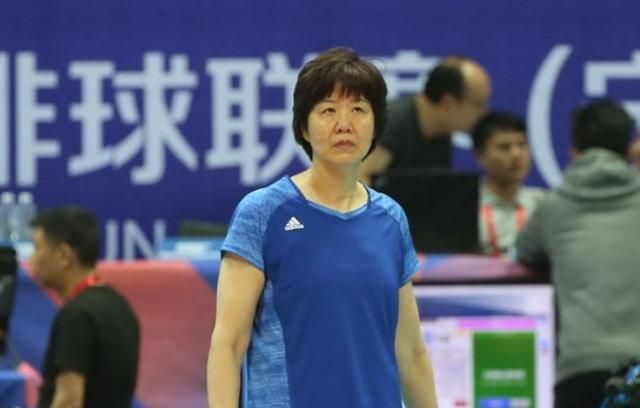 李盈莹作为中国女排国家队队员首次参加国际比赛，你怎么看李盈莹这次首秀图2
