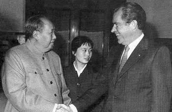 尼克松访华，毛主席送给他三幅字画，究竟暗藏什么含义？